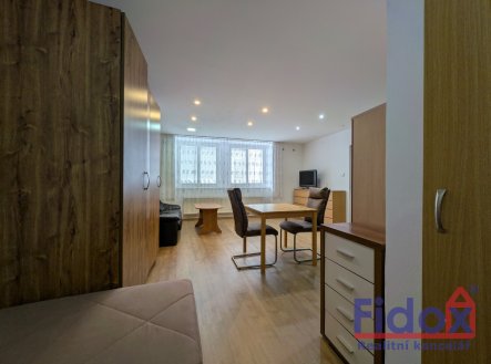 Pronájem bytu, 1+kk, 40 m²