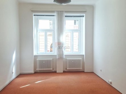 pokoj 1 logo | Pronájem bytu, 1+1, 49 m²