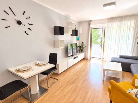 Pronájem bytu, 2+kk, 59 m²