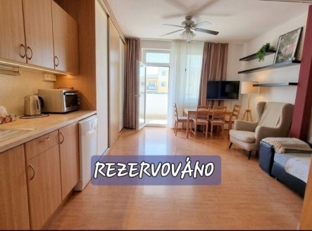 Pronájem bytu, 1+kk, 33 m²