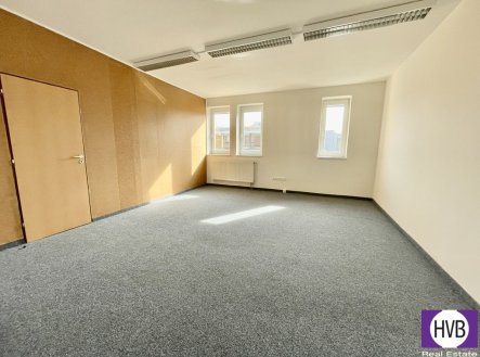 Pronájem kanceláře, 112 m²