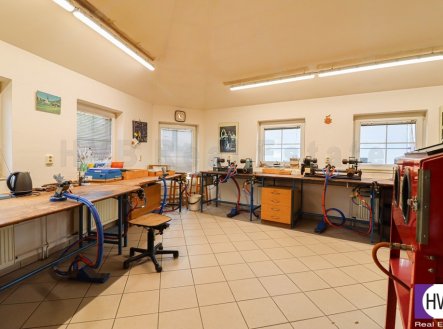 Pronájem výrobní prostory, 42 m²