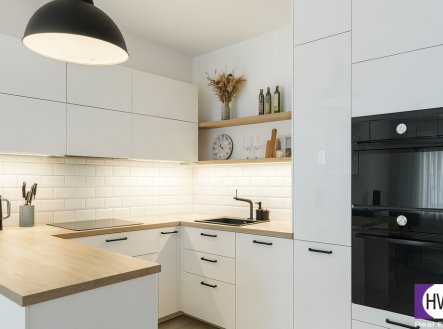 Pronájem bytu, 3+kk, 92 m²