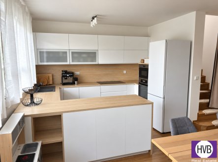 Pronájem domu/vily, 190 m²