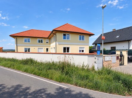 Pronájem bytu, 3+1, 105 m²