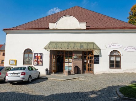 Prodej obchodní prostory, 380 m²