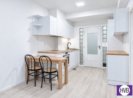 Prodej bytu, 2+kk, 42 m²