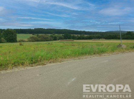 Prodej pozemku pro bydlení, 1 400 m²