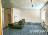 Pronájem - kanceláře, 44 m²