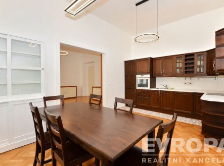 Pronájem bytu, 3+1, 94 m²