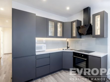 Prodej bytu, 4+1, 76 m²
