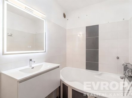 Prodej bytu, 4+1, 76 m²