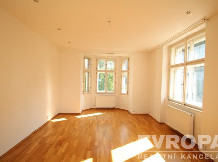 Pronájem bytu, 2+1, 75 m²