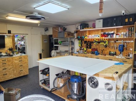 Pronájem výrobní prostory, 73 m²