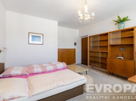 Pronájem domu/vily, 220 m²
