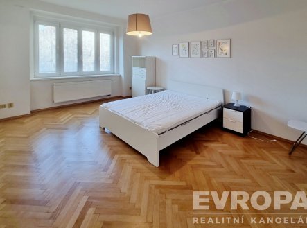Pronájem bytu, 2+1, 60 m²
