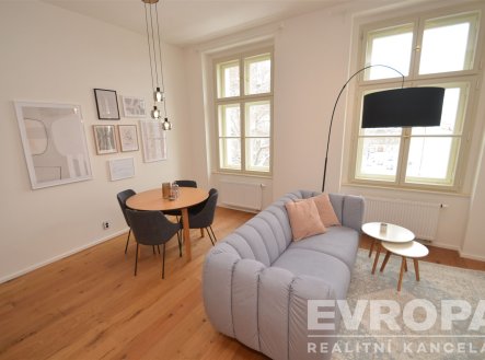 Pronájem bytu, 2+kk, 55 m²