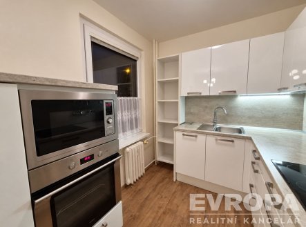 Prodej bytu, 3+1, 61 m²