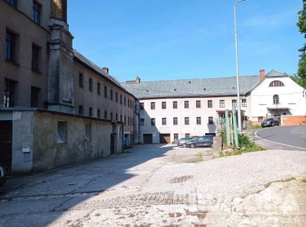 Pronájem skladu, 700 m²