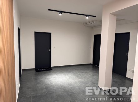 Pronájem obchodní prostory, 19 m²