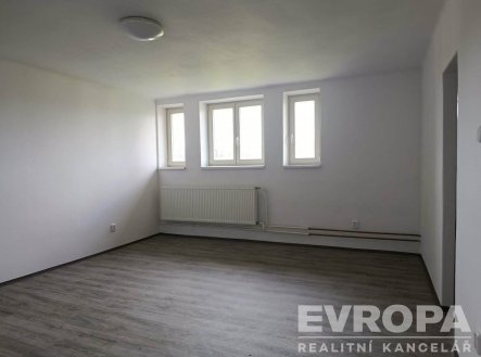 Pronájem bytu, 2+1, 70 m²