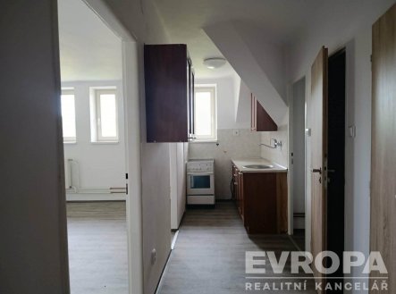 Pronájem bytu, 2+1, 70 m²