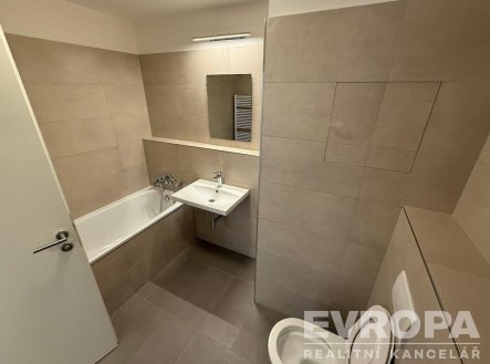 Pronájem bytu, 2+kk, 58 m²