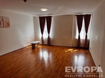 Pronájem bytu, 1+kk, 36 m²