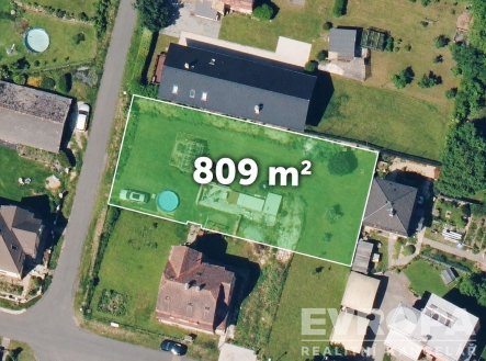 Prodej pozemku pro bydlení, 945 m²
