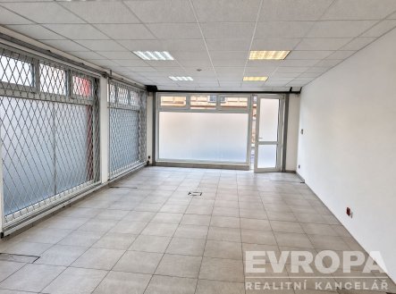 Prodej obchodní prostory, 110 m²