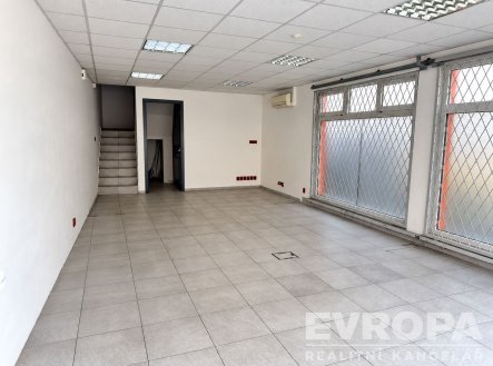 Prodej obchodní prostory, 110 m²
