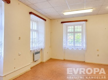 Pronájem skladu, 32 m²