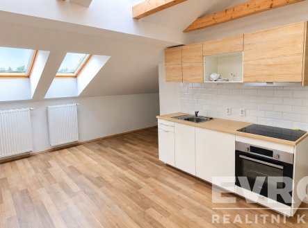 Pronájem bytu, 2+kk, 34 m²