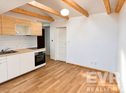 Pronájem bytu, 2+kk, 34 m²