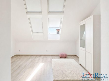 Pronájem bytu, 2+kk, 53 m²