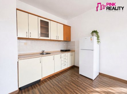 Pronájem bytu, 1+kk, 35 m²