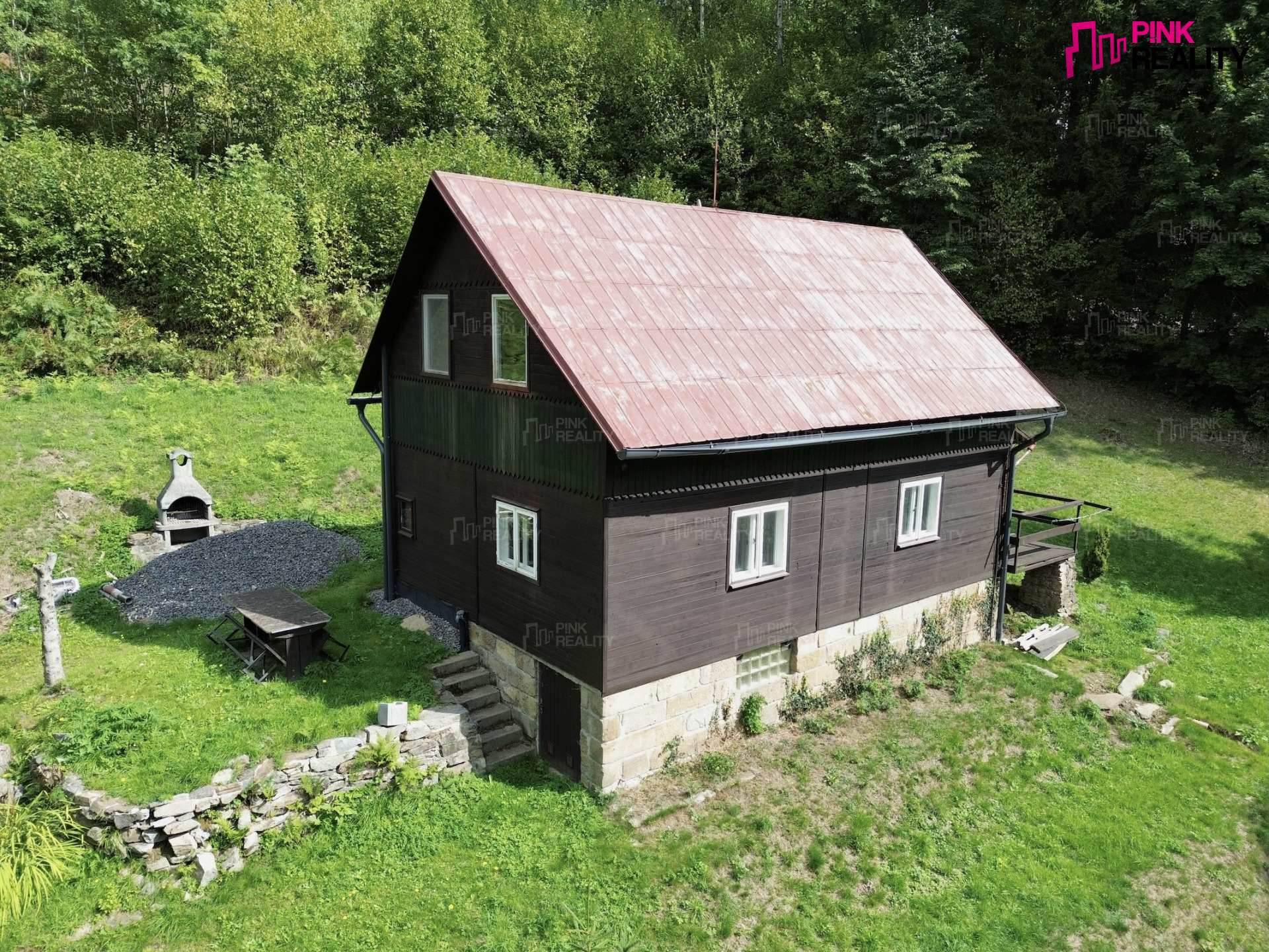 Rekreační chata s pozemky 2 580 m² Výprachtice, okr. Ústí nad Orlicí