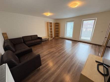 Pronájem bytu, 3+1, 133 m²