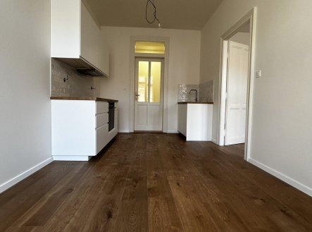 Pronájem bytu, 2+kk, 43 m²