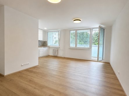 Pronájem bytu, 3+kk, 80 m²