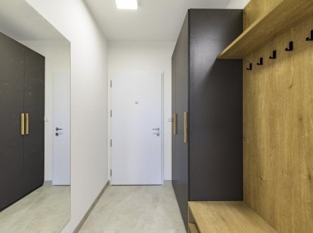 Pronájem bytu, 2+kk, 56 m²