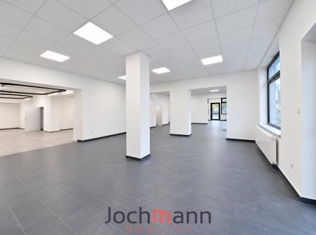 Pronájem obchodní prostory, 501 m²