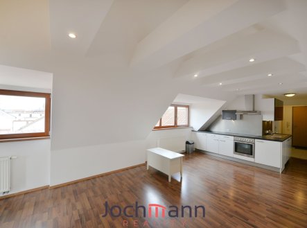 Pronájem bytu, 1+kk, 62 m²