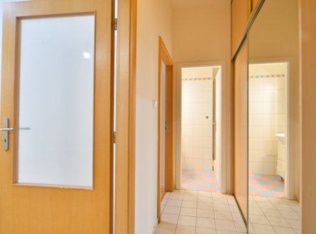 Pronájem bytu, 2+kk, 46 m²