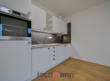 Pronájem bytu, 1+kk, 34 m²