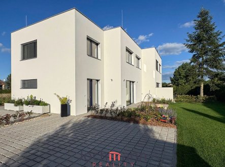 Pronájem domu/vily, 120 m²