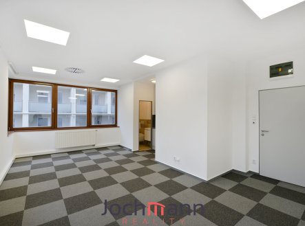 Pronájem kanceláře, 32 m²
