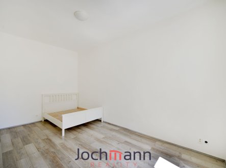 Pronájem bytu, 1+kk, 32 m²