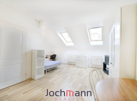 Pronájem bytu, 1+kk, 34 m²