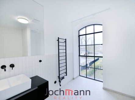 Pronájem bytu, 3+kk, 85 m²